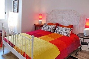 Ferienwohnung in Barcelona – Spacious comfy 4 bedroom 2 bath apt. w/ terrace