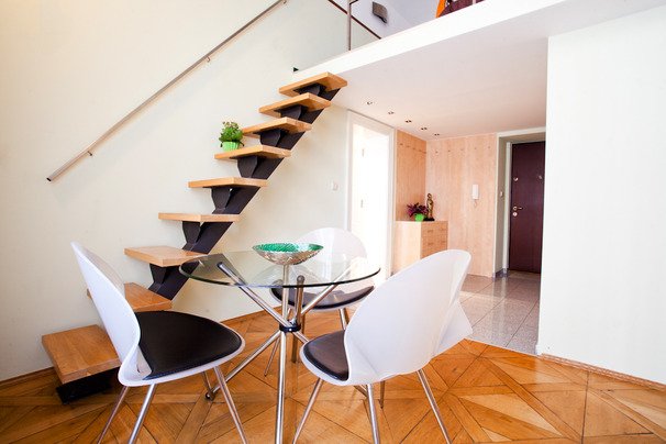 Legerova Corner apartment