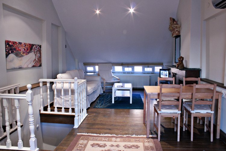 Cute Studio in the Heart of the City 2