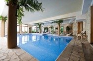 Chalet/Appartement 4* luxe avec piscine, sauna