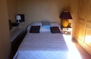 Chambre meublée dans Mas Traditionnel