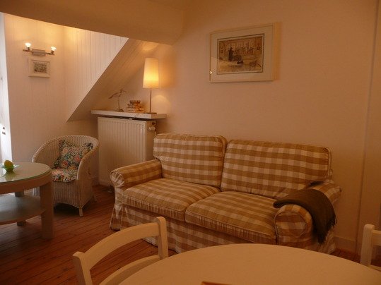 La Maison Rouge – Sofa bed in the living room